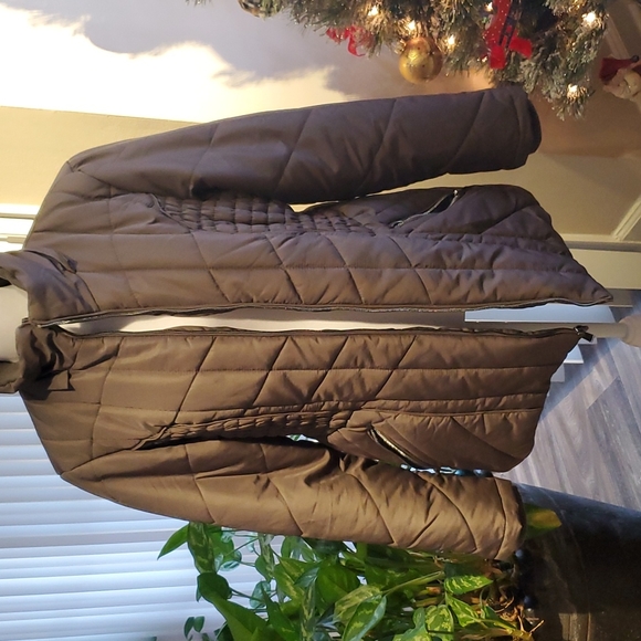Women's d.e.t.a.i.l.s Hooded Jacket - Picture 1 of 14